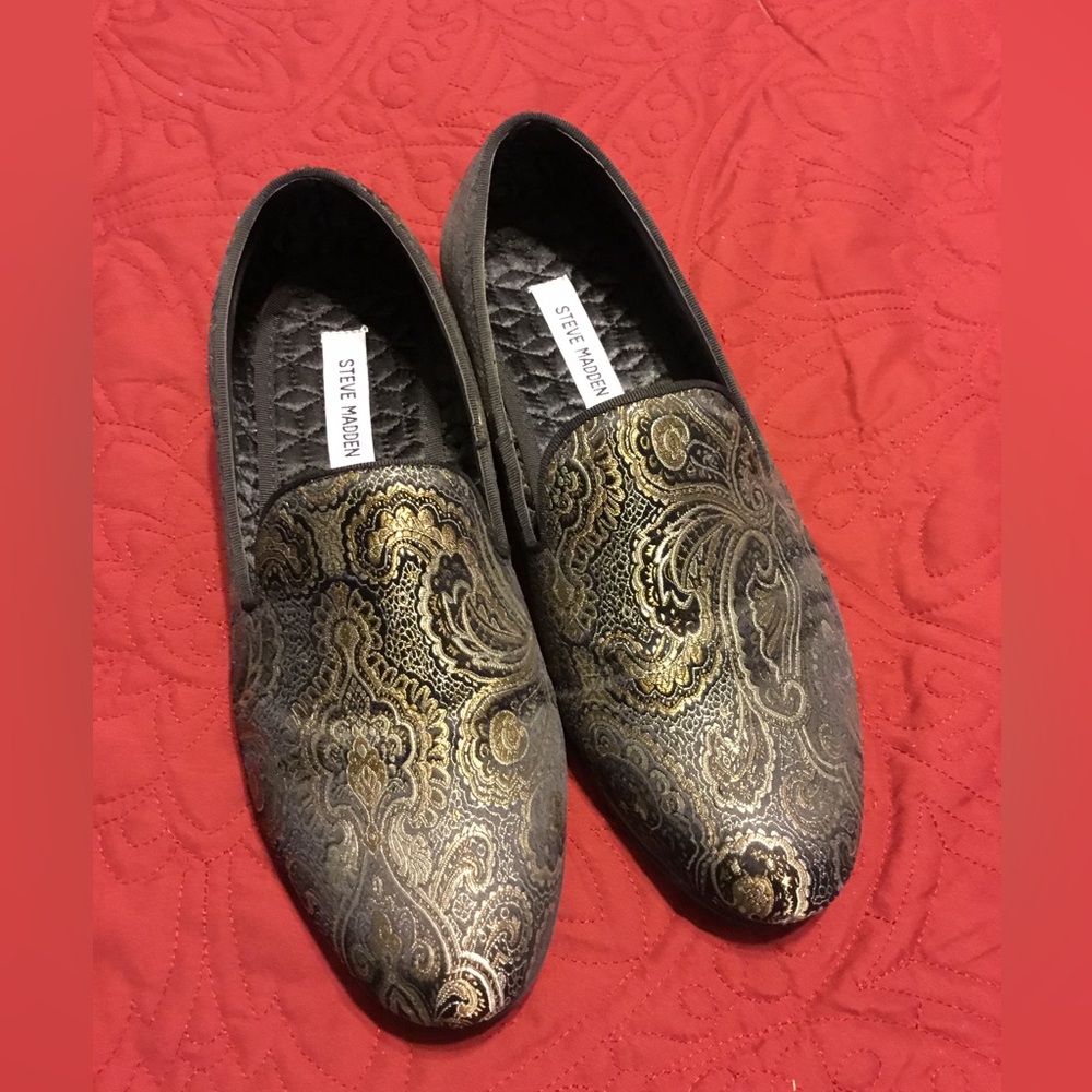 Steve Madden Loafers, Black/Gold